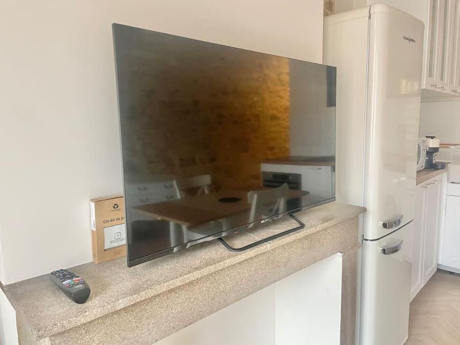 Happy Sejour Vieux Lyon Apartment Luaran gambar